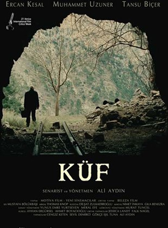 "Küf" (Mold) : A Poignant Journey of Loss, Hope, and the Power of Belief in Turkish Cinema