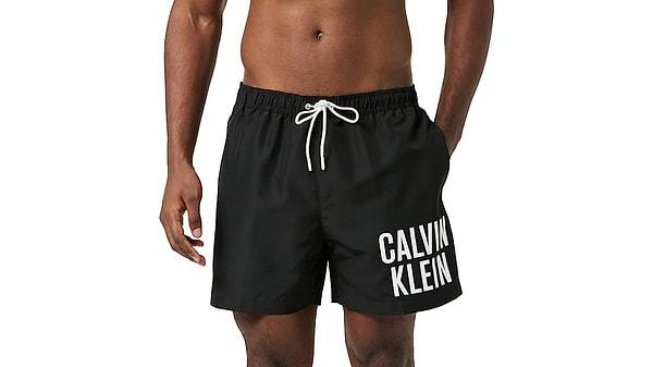 6. Calvin Klein Erkek Şort