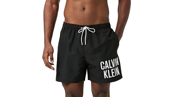 6. Calvin Klein Erkek Şort