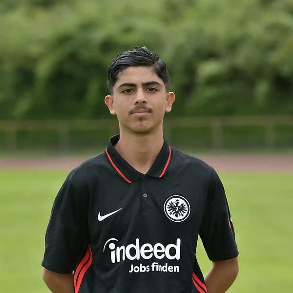 4. Frankfurt'tan ayrılan 16 yaşındaki Kebir Ali Canpolat ile ilgilenen kulüpler: (Sky DE)