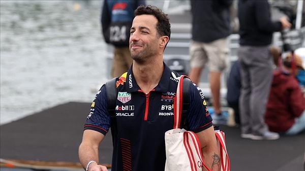 7. Formula 1 takımlarından AlphaTauri, sezonun kalanında Nyck de Vries'in yerine Daniel Ricciardo'nun yarışacağını açıkladı.