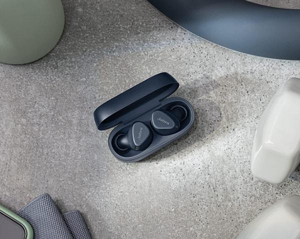 12. Jabra'nın üstün teknoloji ile donatılmış, son derece popüler olan Elite 4 Active modeli kulak içi Bluetooth kulaklıklar, şimdi inanılmaz bir indirimle karşınızda.
