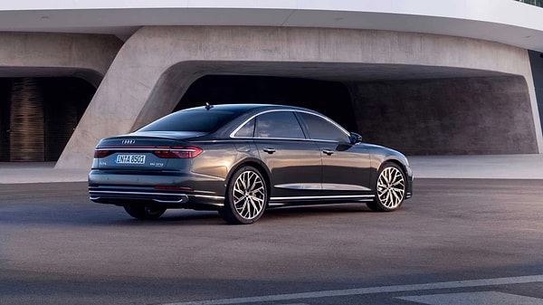 Audi A8 fiyat listesi Temmuz 2023