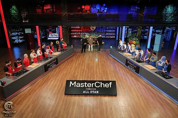 İlk dokunulmazlık oyununun oynandığı MasterChef All Star'ın ilk eleme adayları belli oldu.