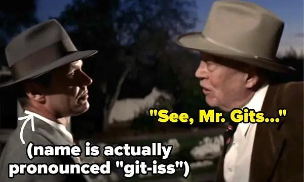 19. Senarist Robert Towne, John Huston'ın Chinatown'u çekerken Gittes'in adını yanlış telaffuz ettiğini ve yönetmen Roman Polanski'nin bu ismi filmde tutmaya karar verdiğini açıkladı.