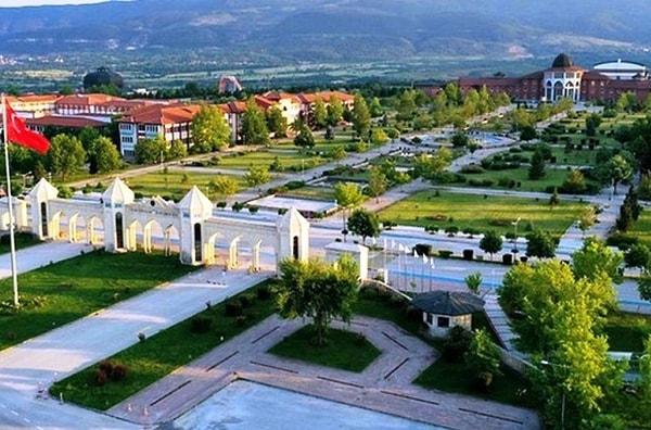 Kütahya Dumlupınar Üniversitesi 2023 YÖK Atlas Tercih Rehberi