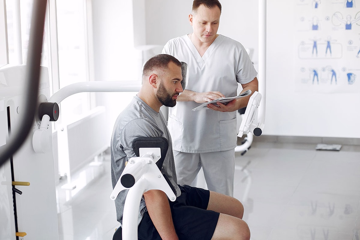 травмпункт николаев. колесов владимир васильевич ортопед, травматолог. ильина екатерина сергеевна хабаровск. ортопед волжск. черепанова наталья александровна волжск.