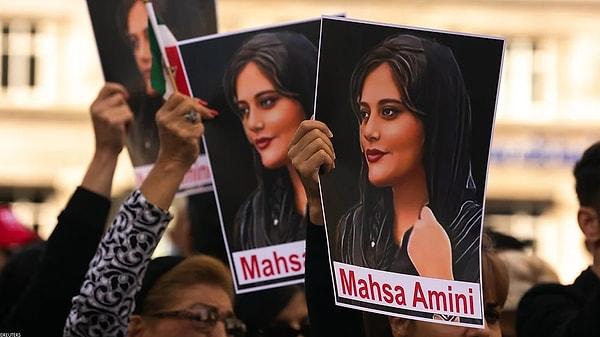 İran'da geçen yıl eylül ayında, 22 yaşındaki Mahsa Jîna Amini'nin ahlak polisi tarafından gözaltına almasının ardından hayatını kaybetmesiyle ülke genelinde gösteriler başlamıştı.