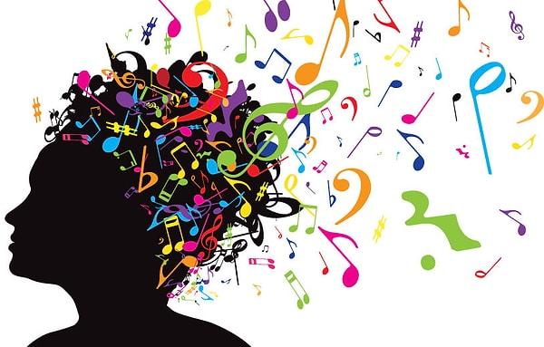 Araştırmalar ve bilişsel psikoloji üzerine yapılan çalışmalar, insanların subjektif olarak anlam katıp dinlemekten hoşlandığını müzik parçalarının beyin elastikliğini arttırdığını, derin düşünmeyi kolaylaştırdığını ve hatta erken alzaymır hastalığının tedavisinde de büyük rol oynadığını ortaya çıkardı.