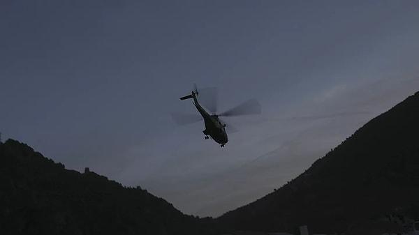 Çanakkale Hava Radar Komutanlığı ekipleri, Bulgaristan'dan Türk hava sahasına giriş yapan bir helikopterin, gece saatlerinde Kırklareli'nin Babaeski ilçesi Yenimahalle köyü semalarında alçak uçuş yaptığını tespit etti.