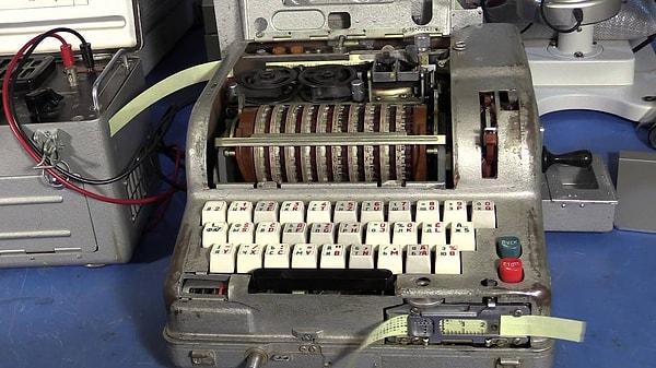 Fialka, Sovyetler Birliği tarafından 1950'lerde geliştirilen elektromekanik bir şifreleme makinesidir.