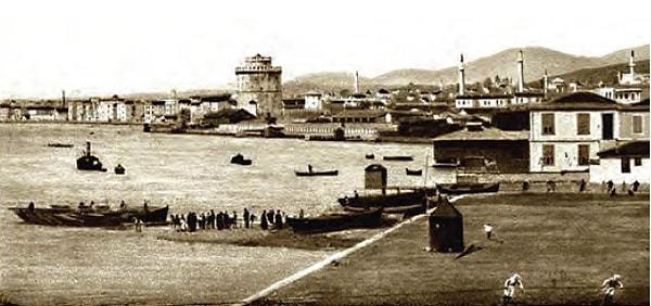3. Osmanlı İmparatorluğu'nda ticaret faaliyetleri genellikle hangi liman şehirlerinde yoğunlaşıyordu?