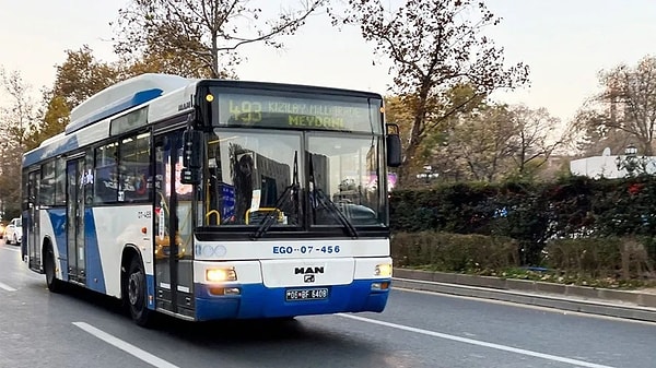 Daha sonraki zam haberi, UKOME toplantısından sonra Ankara'dan geldi. Toplu ulaşıma yüzde 57 zam yapılan başkentte fiyatlar epey arttı..