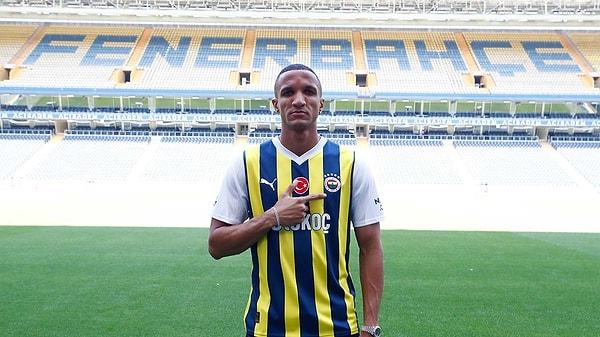 17. Fenerbahçe, Rodrigo Becao ile 5 yıllık sözleşme imzalandığını ve kulübü Udinese'ye 8 milyon 312 bin avro bonservis bedeli ödeneceğini duyurdu.