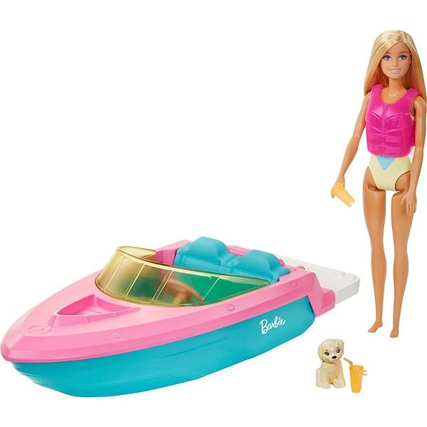 12. Barbie Bebek ve Teknesi.