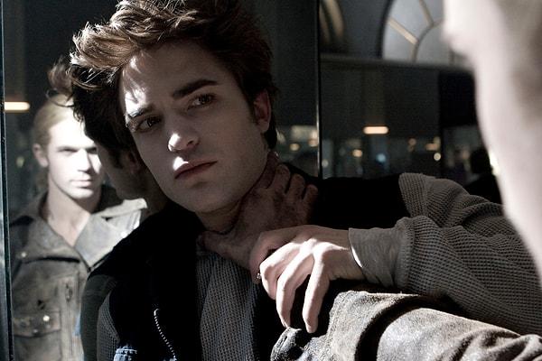 5. "Alacakaranlık" filmindeki Edward Cullen;