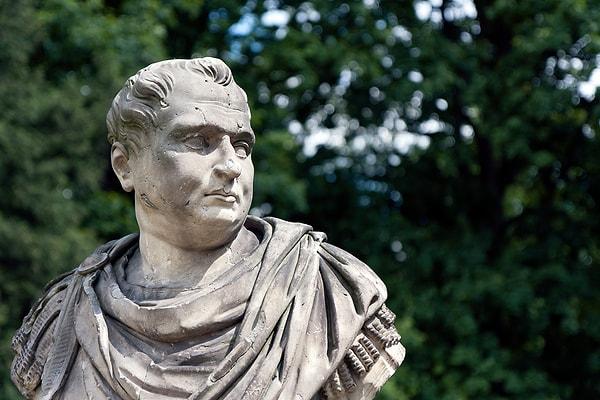 Otho'nun ölümüyle Vitellius bir sonraki imparator oldu.