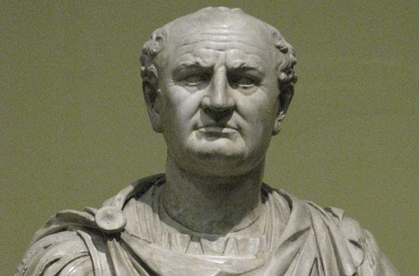 Vitellius'un yönetimi giderek artan bir muhalefet ve isyanla karşılaşınca, Vespasian'ın Doğu'daki lejyonları onu imparator ilan etti.