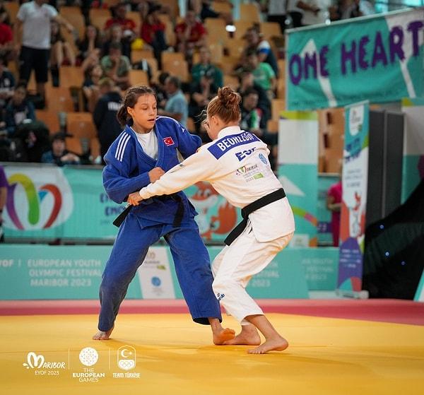 4. 2023 Avrupa Gençlik Olimpik Yaz Festivali'nde (EYOF) milli judocu Begümnaz Doğruyol, gümüş madalyanın sahibi oldu.