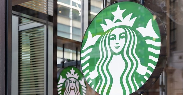 Neredeyse 81 ilimizde yer alan Starbucks'ın ülkemizdeki şube sayısı 562. Dünyada en yüksek şube adedi olan ülkeler arasında sekizinci sıradayız!