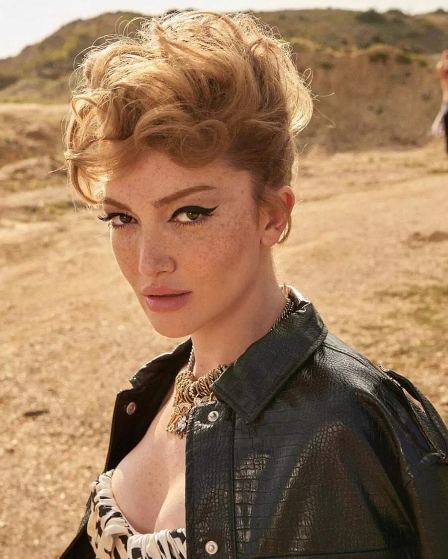 Top 15 Turkish Influencers with Massive Social Media Following