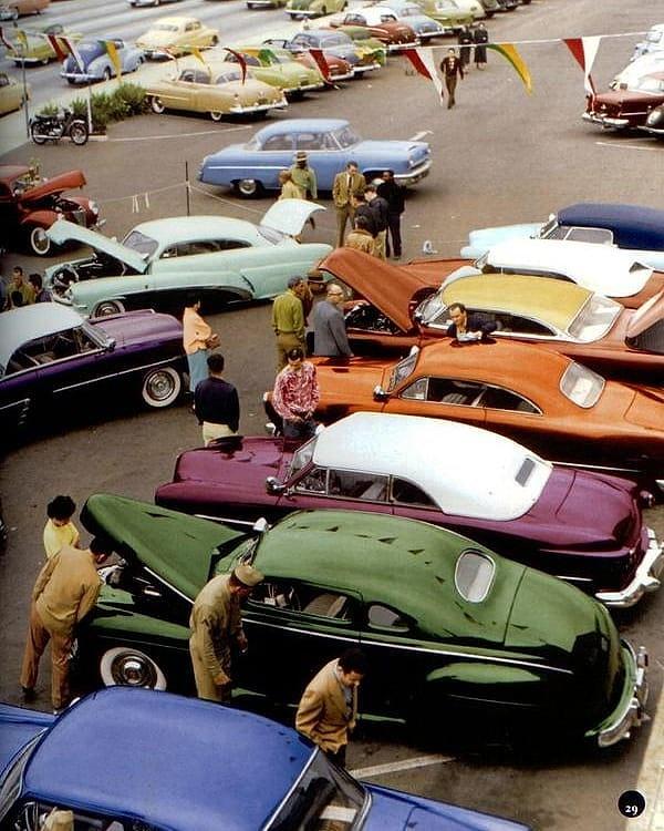 2. Araba pazarı, İstanbul, 1950.