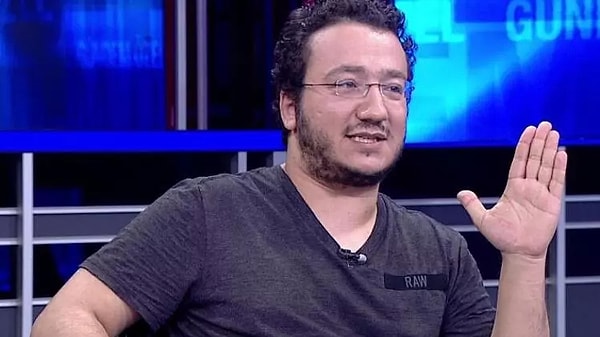 Oytun Erbaş'ın kadınlara dair yaptığı son açıklamalar çok konuşuldu: "Kadınların kanına bakıldığı zaman beraber olduğu erkeklerin DNA'sını bulabilirsiniz, DNA'sını kanında taşır. Bir süre sonra kalbinizde ve beyninizde taşımaya başlıyorsunuz" dedi.