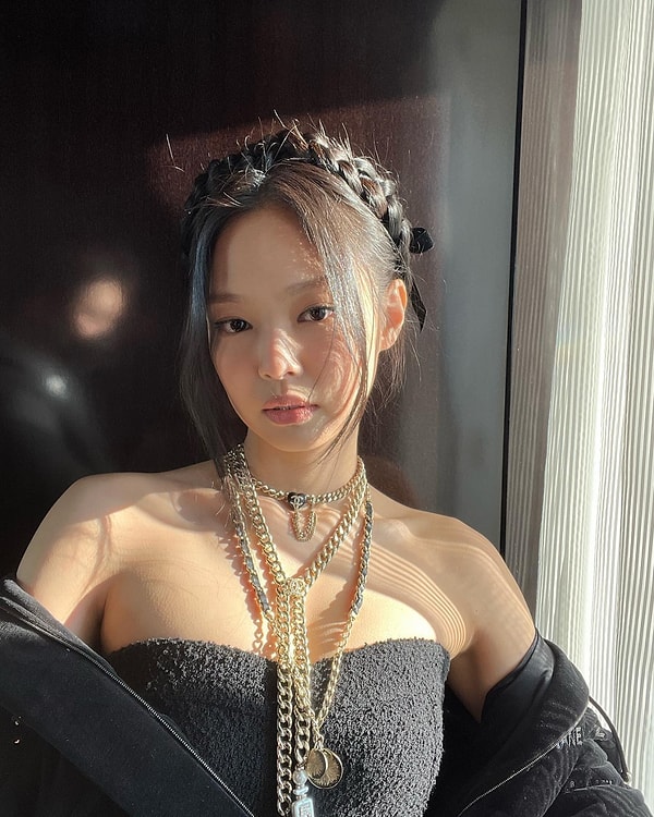 7- Jennie Kim