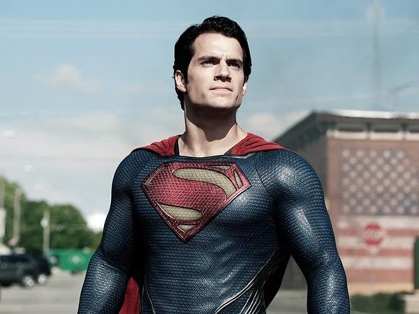 Başlıca gönüllerin biricik Superman'i olan Henry Cavill dünya çapında çok büyük bir hayran kitlesine sahip.