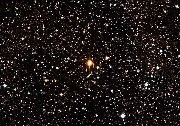 STScI'ye göre, James Webb Uzay Teleskobu'nun ilk yılında, bu teleskop tarafından üretilen verileri kullanan 750'den fazla bilimsel makale yayınlandı.