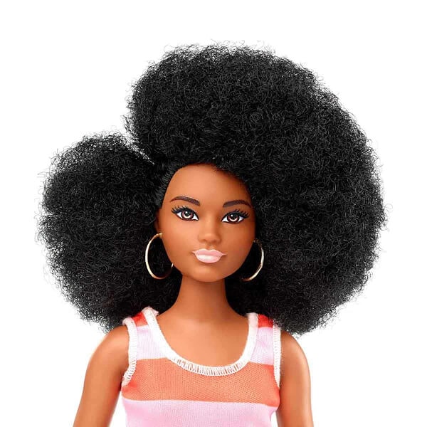 Bu durum teknik olarak Mattel'in Barbie koleksiyonunda satışa çıkardığı ilk Siyah oyuncak bebeği olmasını sağladı.