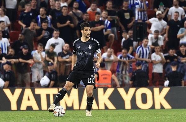 İlk yarısından gol sesi çıkmayan mücadelede, Beşiktaş 10 kişi olmasına rağmen 2-0 kazanmayı bildi.