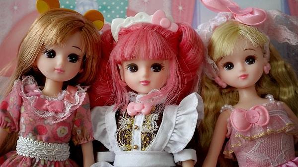 15. Licca-chan adındaki bu bebekler 'Japonya'nın Barbie'si' olarak biliniyordu çünkü 1960'larda Barbie bebekler görünüş olarak Japonlara pek hitap etmiyordu.