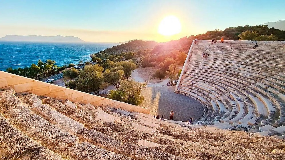 Antiphellos Ancient City: Exploring the Enigmatic Ruins in Antalya's Heart