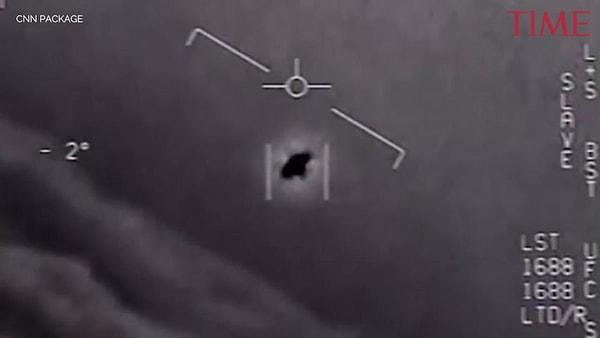 6 Mayıs 2021'de, SENTIENT okyanus üzerinde normal bir uçağa benzemeyen bir UAP(eski adıyla UFO) tespit etti.