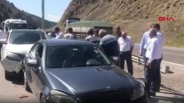 Konvoydan 7 aracın karıştığı kazada toplam 4 kişi yaralandı.