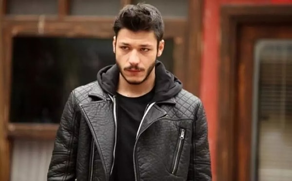 Rising Star in "Çukur" and Other Notable Projects