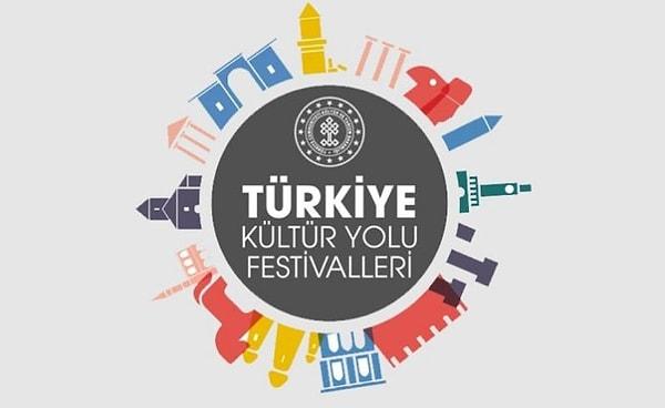Binlerce sanatçının ve etkinliğin yer aldığı Kültür ve Turizm Bakanlığı'nın düzenlediği "Türkiye Kültür Yolu Festivali" birçok ilde devam ediyor.