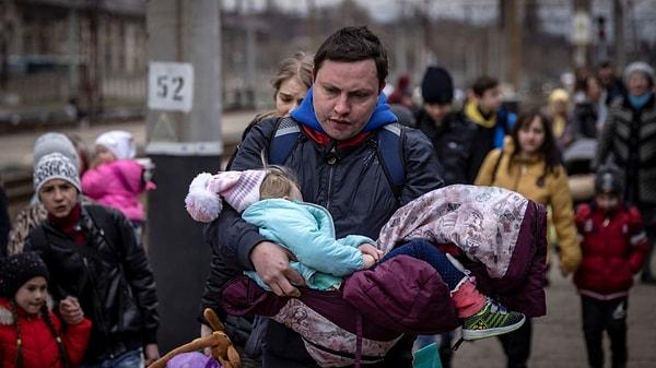 Avrupa Komisyonu'na göre bunun nedeni Ukrayna'dan kaçan kişilerin geçici korumadan faydalanması.