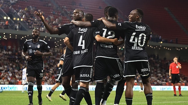 Beşiktaş, Neftçi Bakü’yü elemesi halinde play-off turunda Aris Thessaloniki FC – Dinamo Kiev eşleşmesinin galibi ile karşılaşacak.