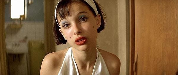 Natalie Portman, 'Léon' filmiyle başlayan kariyerinde başarı basamaklarını emin adımlarla çıkan aktrisler arasında yer alıyor.