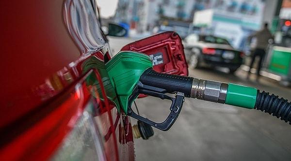 Görüşlerinin sonucunda da günümüzde 36 TL olan motorinin litresinin, "resmi enflasyon beklentisiyle" yükselerek, 46 liraya yaklaşacağını söyledi.