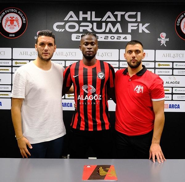 Çorum FK, yeni transferi Michael Ologo'nun tanıtım videosunda sosyal medya fenomeni Atakan Özyurt'a da yer verdi.