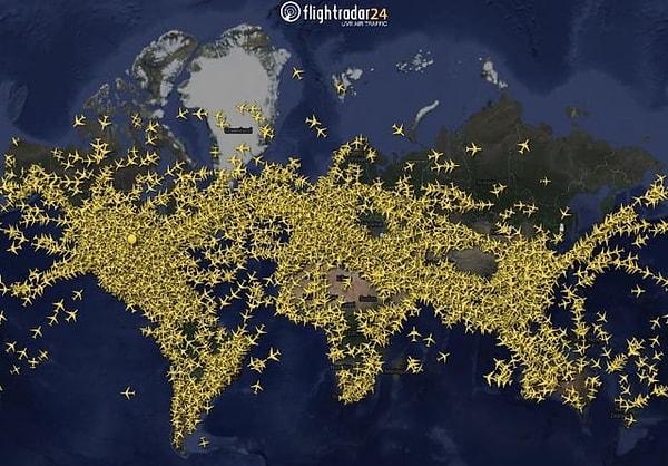 6. Anlık havada dolaşan 20 bini aşkın uçağın görüntüsü.