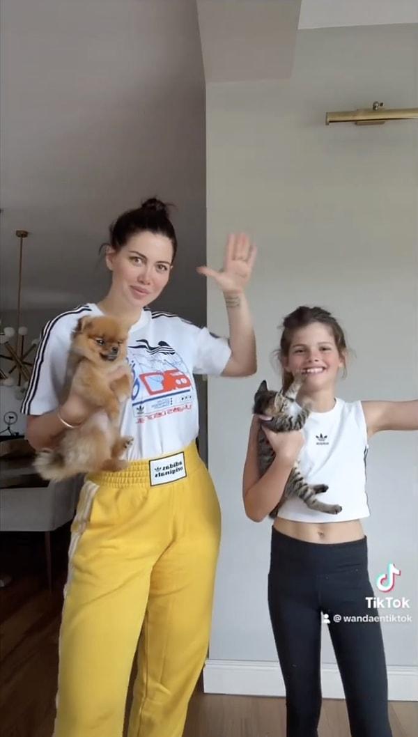 Wanda Nara sosyal medya hesabından yaptığı paylaşımla kızları Francesca ve Isabella ile bir kedi sahiplendiklerini söyledi.