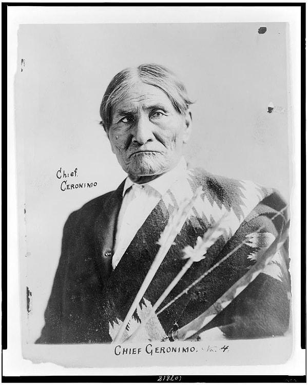 Geronimo kısa bir süre sonra tüm Kızılderili topluluğunun en önemli komutanı haline gelmiştir.