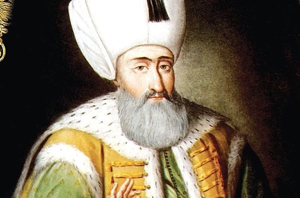 7. Kanuni Sultan Süleyman'ın nikahlı eşi ve II. Selim'in annesi olan sultan kimdir?