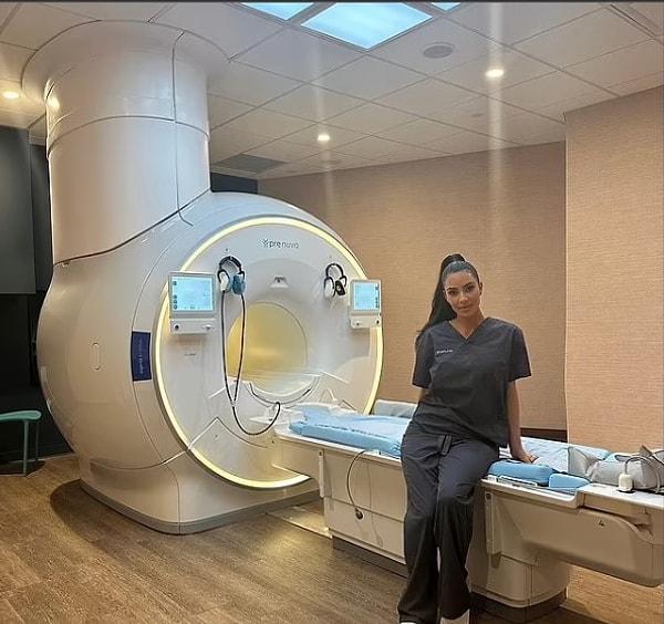 42 yaşındaki ünlü isim, 2 bin 500 dolara (67 bin 500 lira) söz konusu MR cihazı ile tüm vücudunun görüntülendiğini ve bu makinenin "hayat kurtarıcı" olduğunu söyledi.