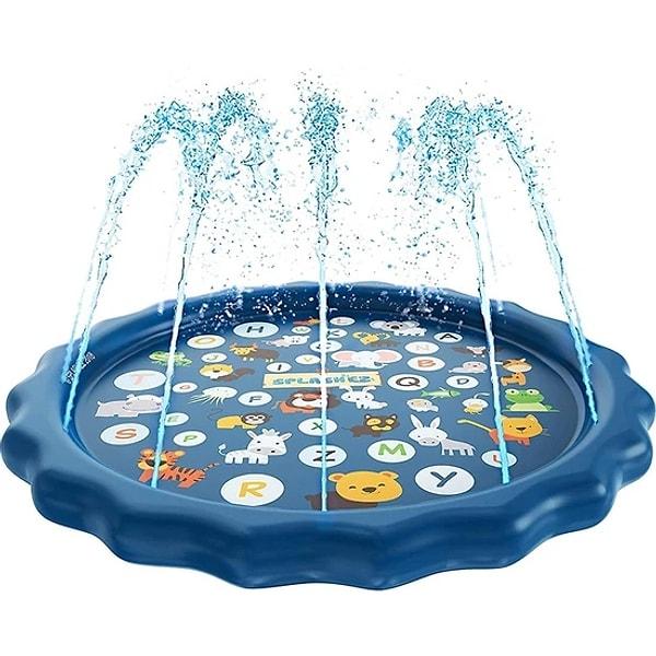 5. Sıcak yaz günlerinde hem serinleten hem de çok eğlendiren fıskiyeli bir çocuk havuzu.