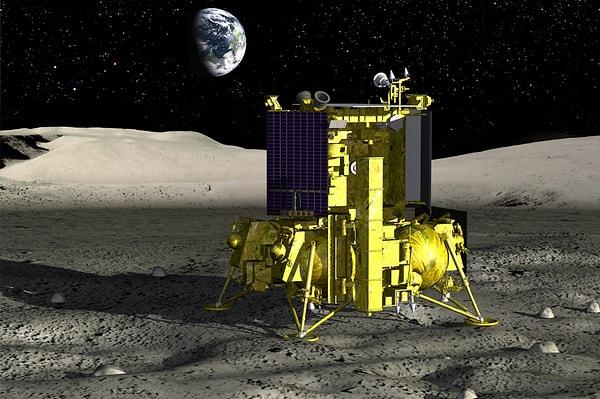 Küçük bir otomobil büyüklüğündeki uzay aracı, Dünya uydusunda su arayacak ve Ay toprağını derinlemesine inceleyerek, örnekler toplayacak.